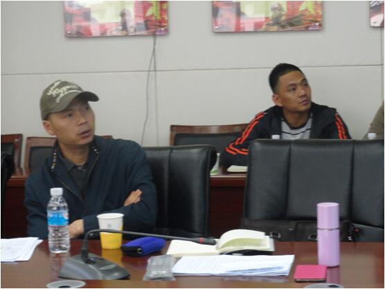 保山移动车辆主管何林刚（前排就坐）加入全程培训。。。。